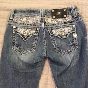 Miss Me Capri size 28